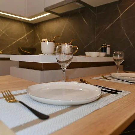 Metropolitan Royal *